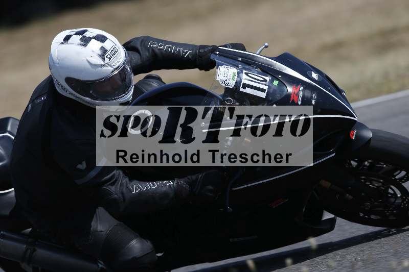 /Archiv-2023/28 05.06.2023 Moto Club Anneau du Rhin/vert-medium/10